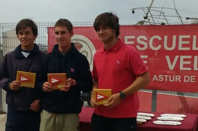 Los regatistas del Marítimo del Abra fueron los más destacados y se llevaron el Trofeo Interclubes