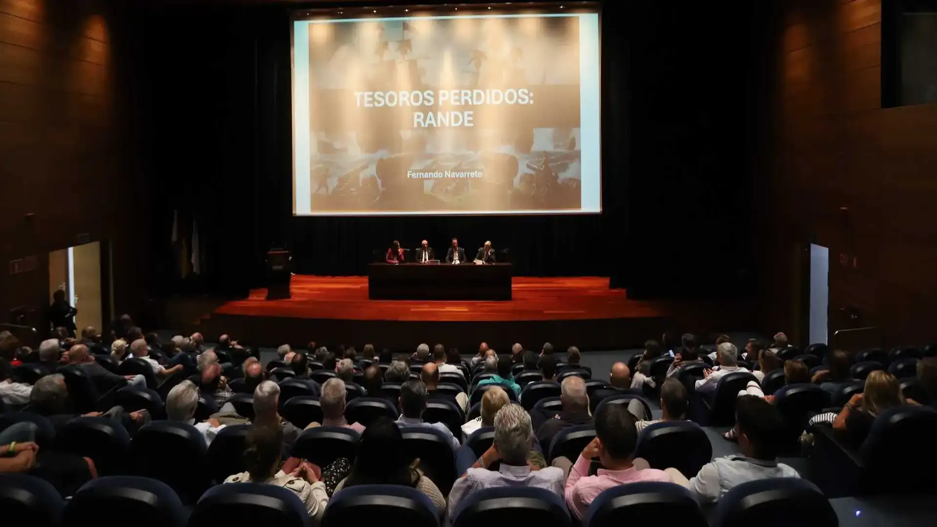 Fernando Navarrete Comodoro de Honor de la Semana Abanca