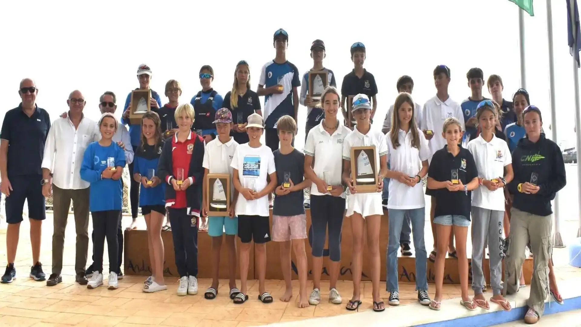 De la Throphy de voile de lumière de Cadiz à Gijón