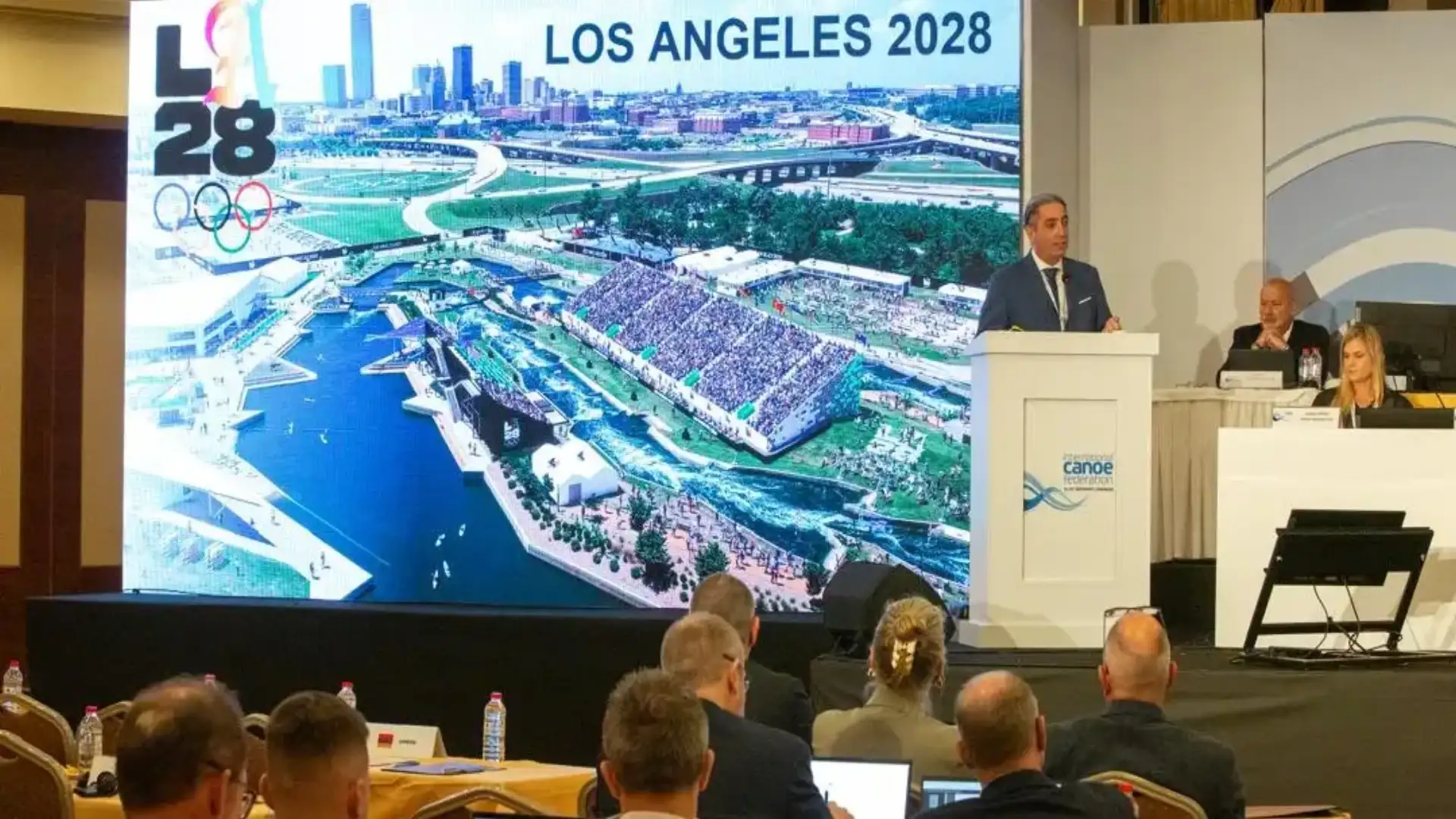 Lluis Rabaneda réélu Vice-président de Piragüismo International