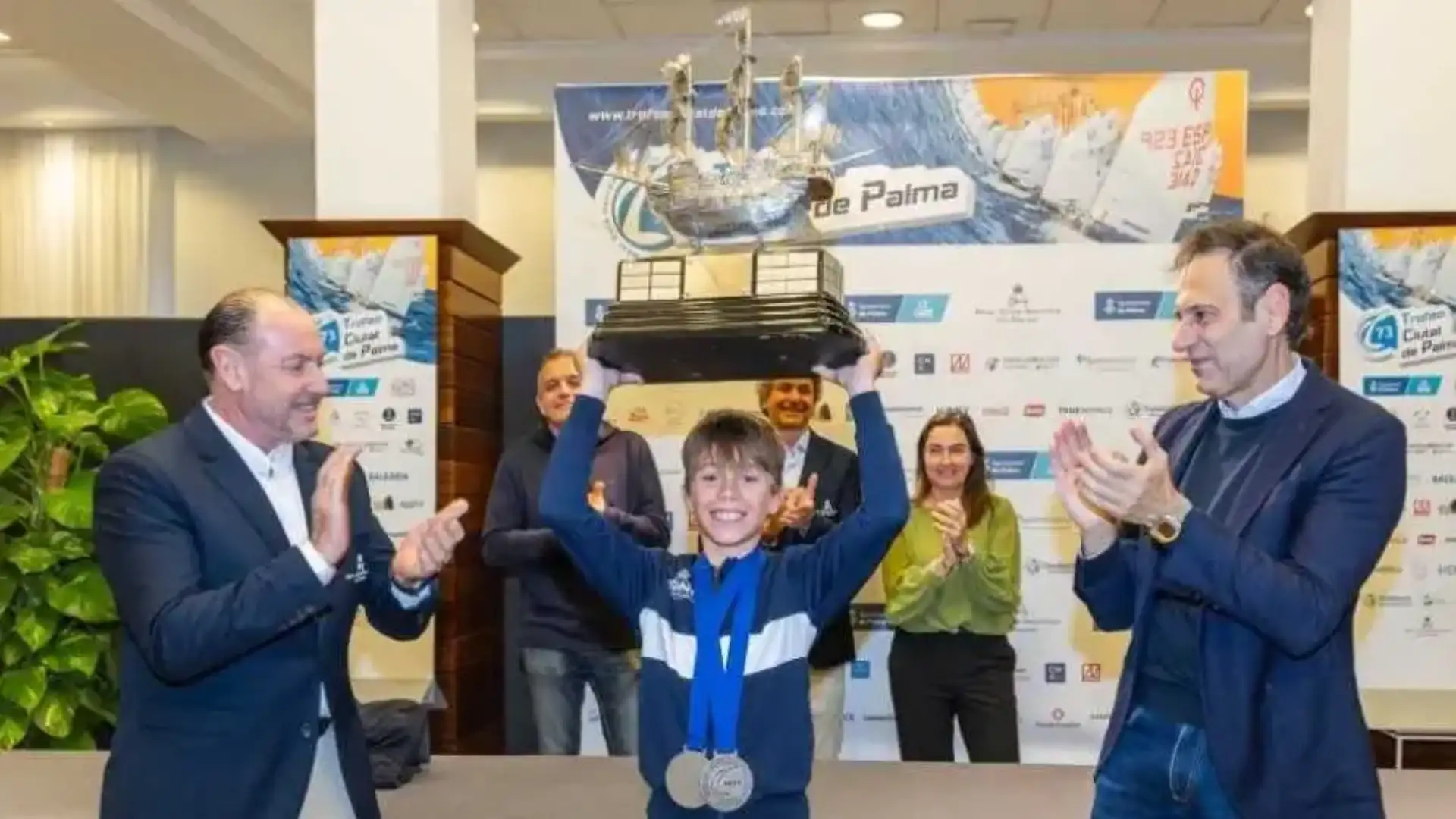 Fin de la Ciutat de Palma de Optimist, Semaine d'Alicante, au Brésil avec Nia Suardiaz