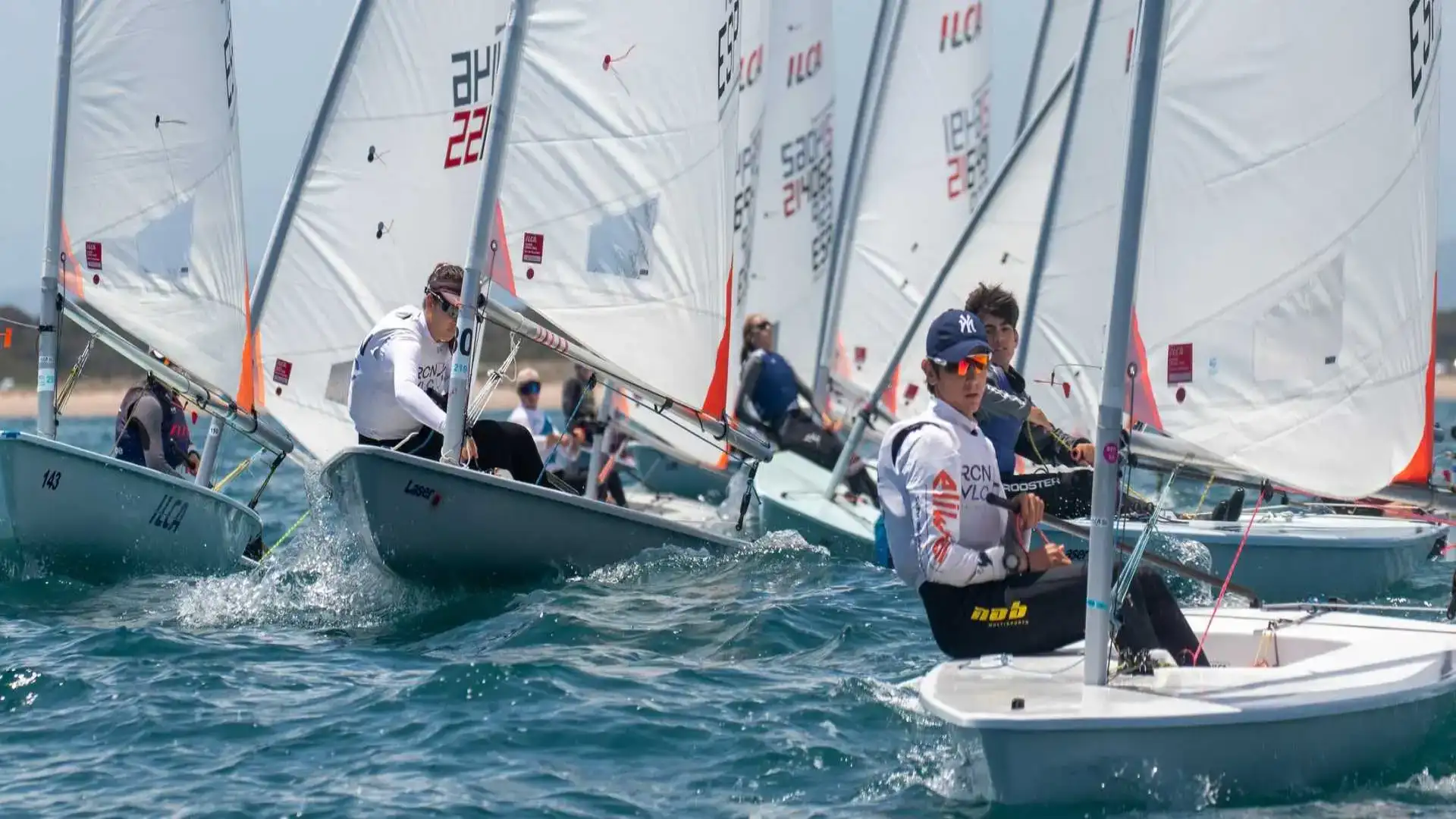 100 bateaux dans le trophée Levante de Valence, le Portugal remporte l'Excellent gaditana