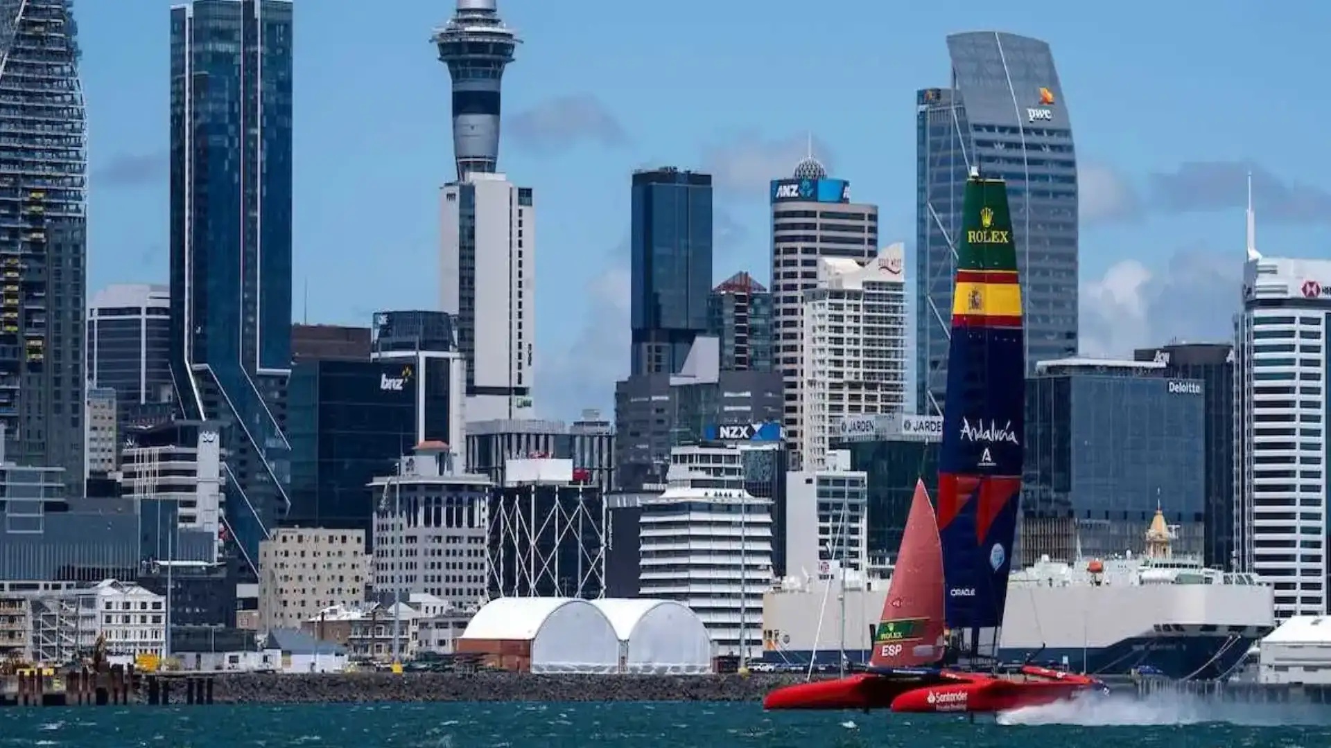 Avec le SailGP en Nouvelle-Zélande et Valence avec la Coupe du Président