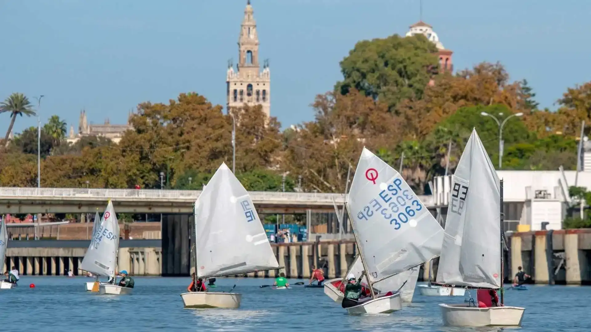 Nautico de Sevilla numéro un, Liga de Snipe en Getxo, el Circuíto Ausmar