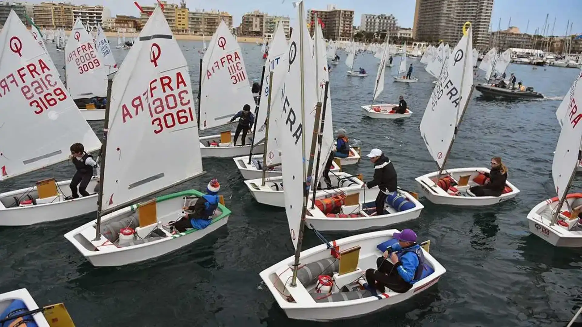 Eolo n'est pas venu à Palamós, Getxo J80 seul