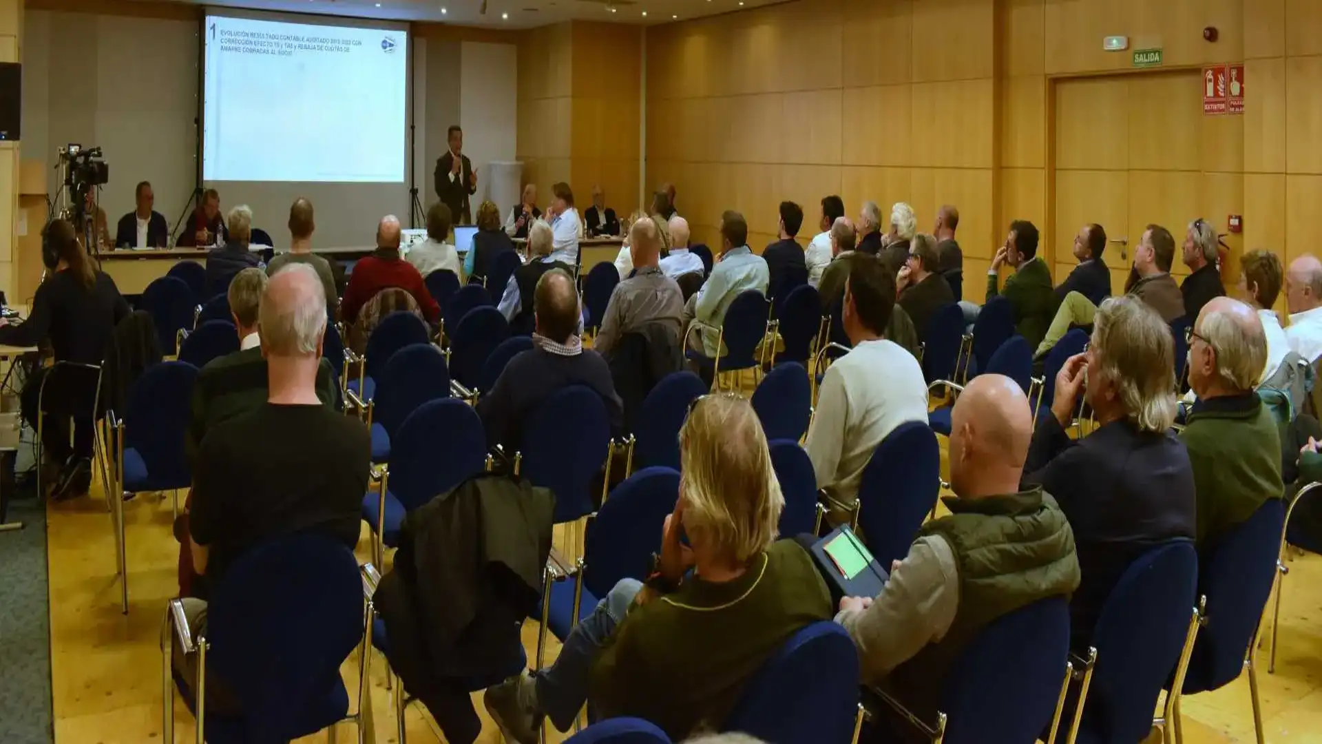 Asamblea de Cambrils, comienza el Mundial FD gaditano, Wingfoil Chiclana, Primavera Gijón