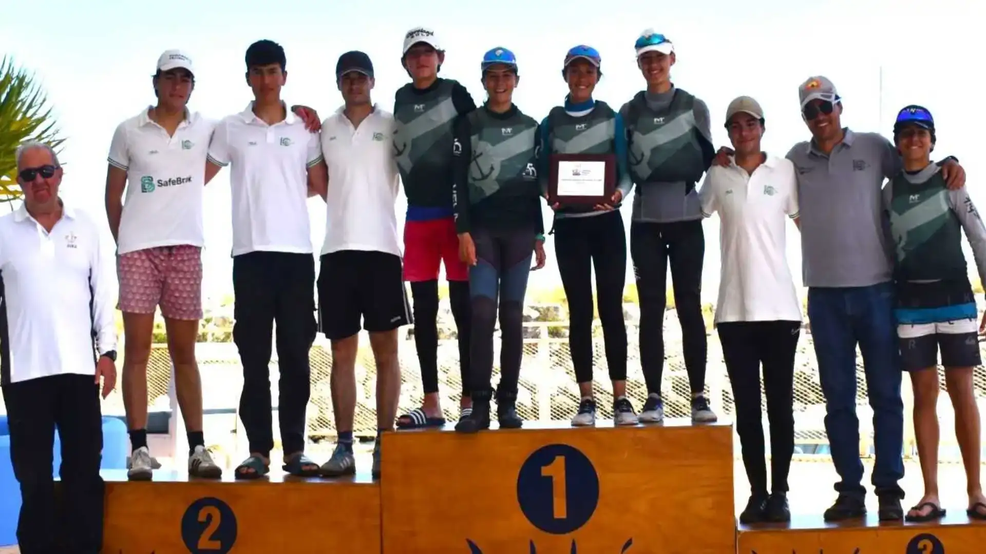 Domino del Náutico de Sevilla dans la baie, Moura le meilleur A2, vendre Madrid