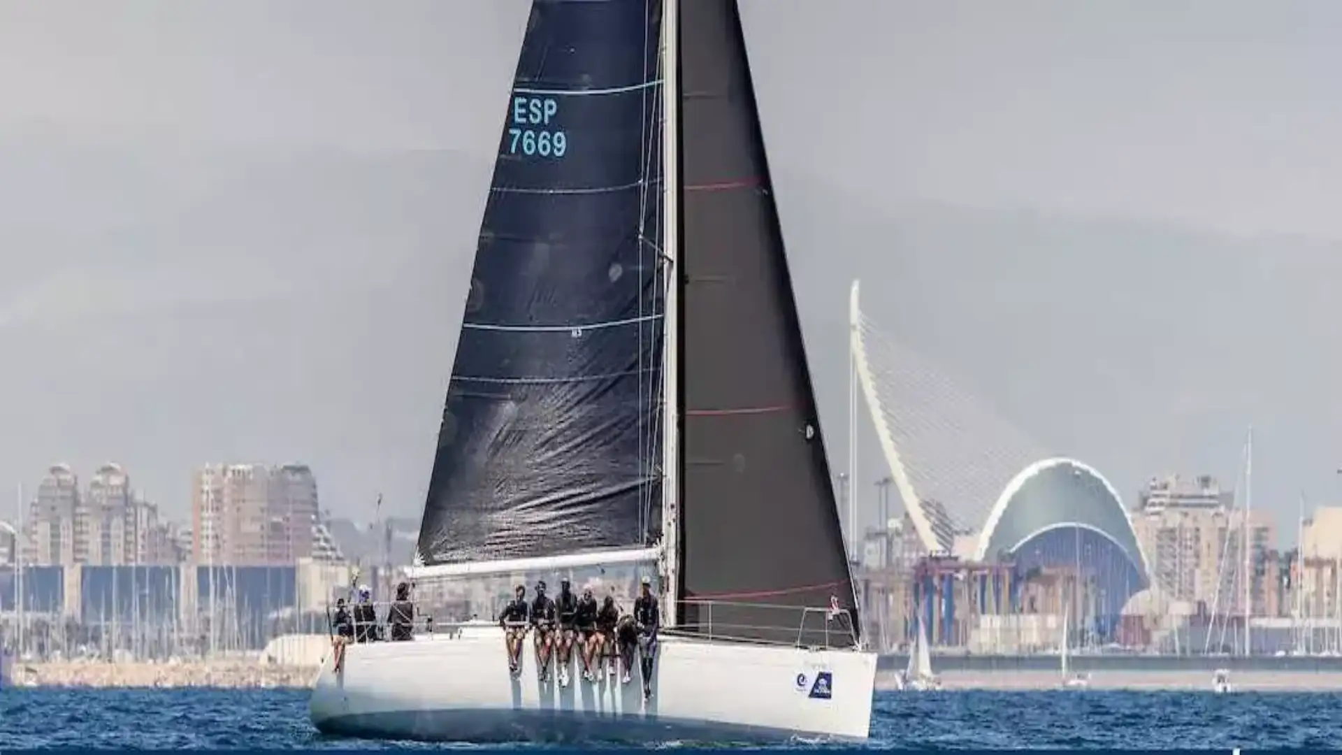 Trophée de la Reine de Vela : Vainqueur absolu Fala Pooco à Valence