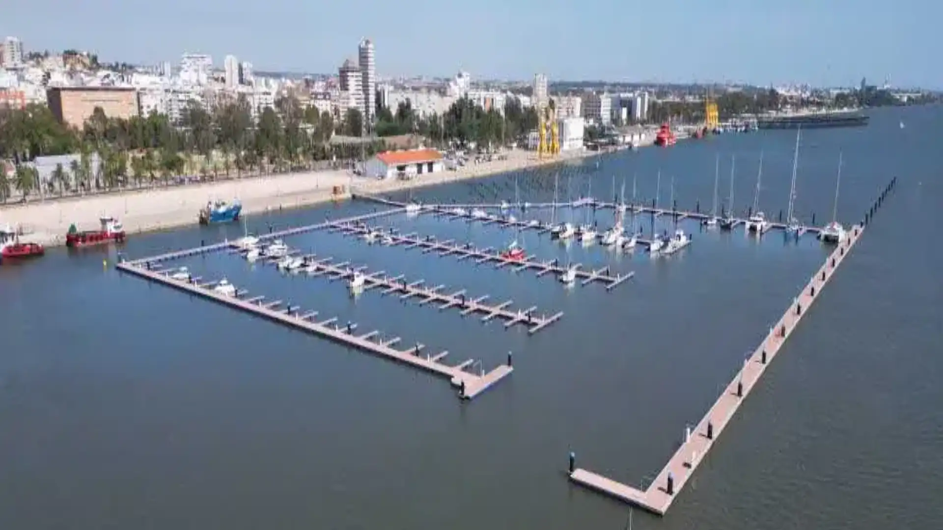 Marina del Odiel asociado 19 de Marinas de Andalucía