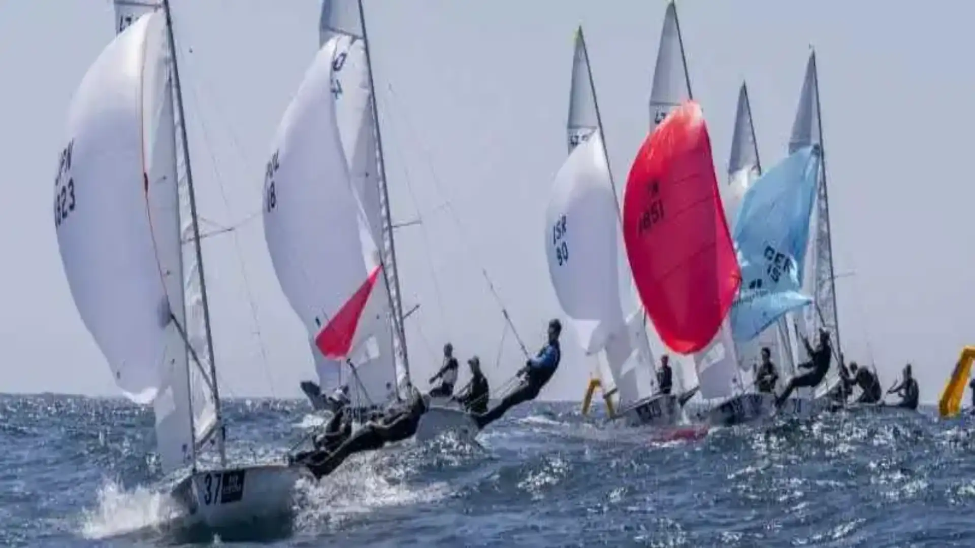 European Junior Matosinhos Finale mit Rudern für Frankreich (470) und Brasilien (420)