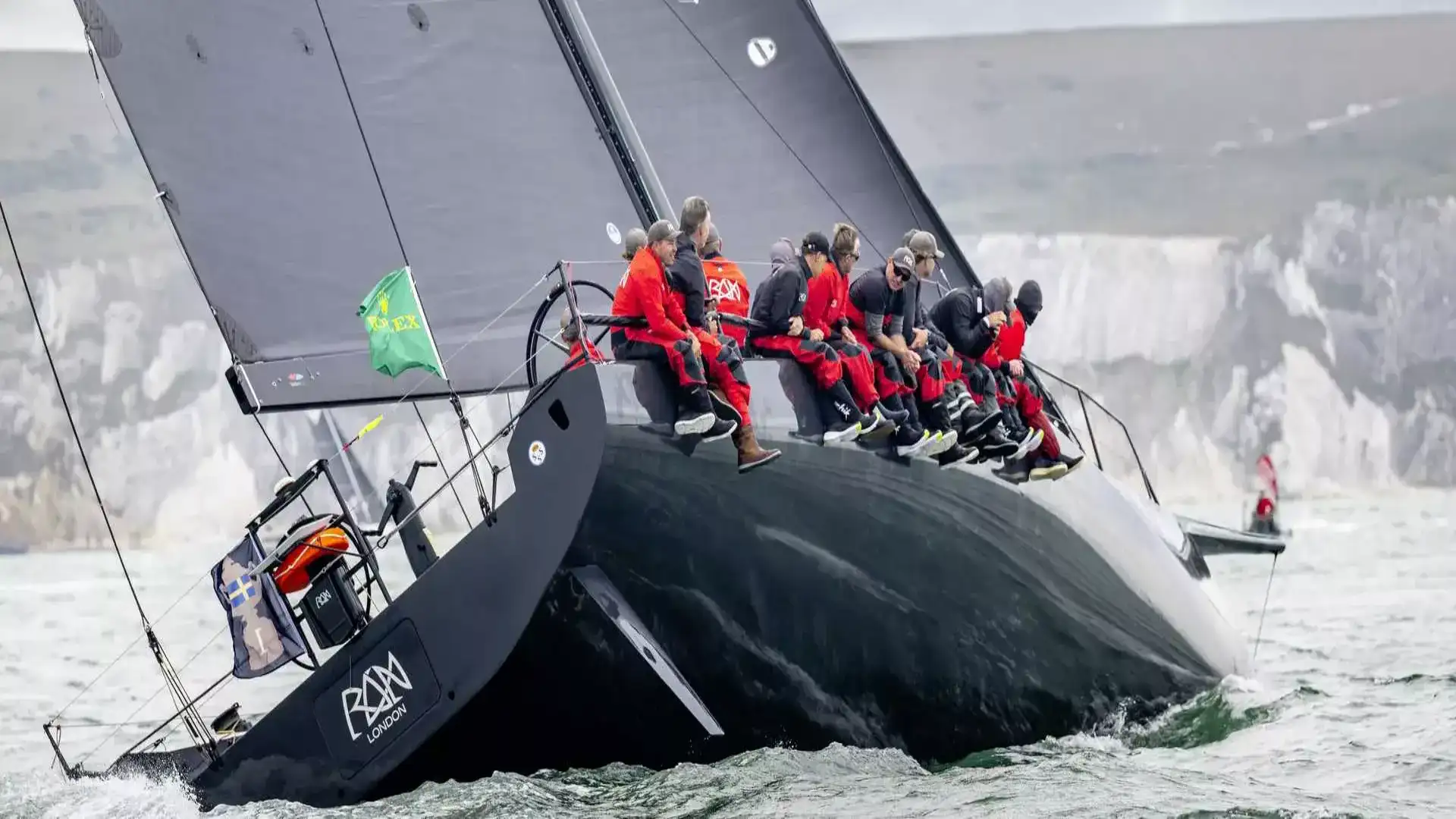 444 barcos en la Rolex Fastnet Race en el Mar Céltico