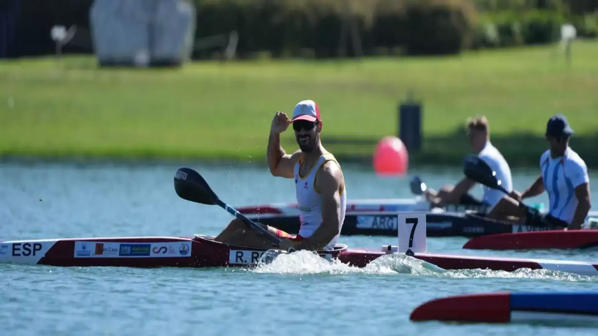Sprint olympique mondial à Milan : La Journée de la Gloire pour le Piragüisme espagnol