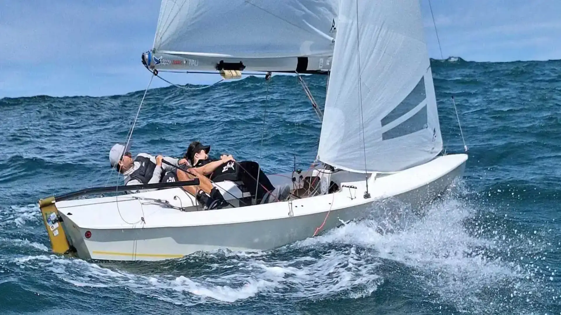 Trueba-Ortega command in Getxo, Cabello-Romero in Arousa, without wind in Almería