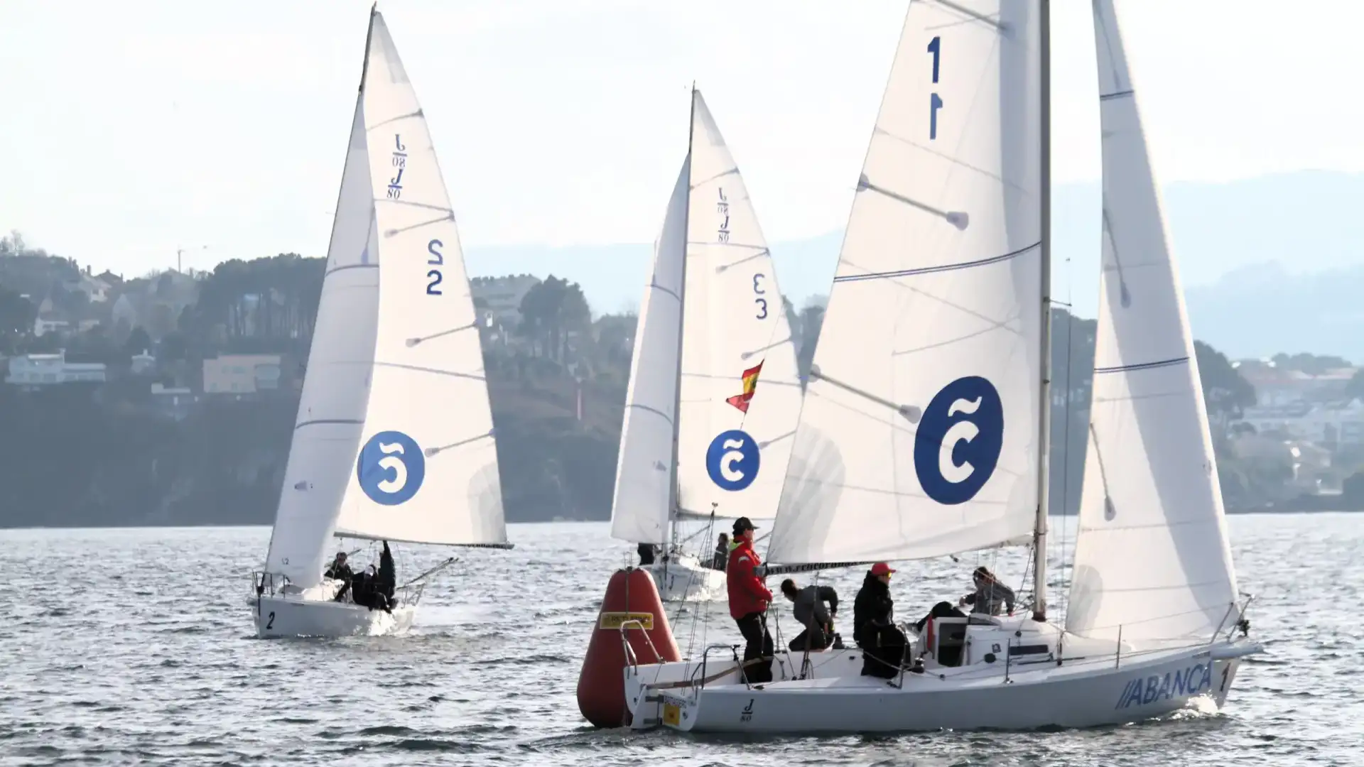 Comienza el Náutical Festival con el Cidade da Coruña de vela femenina