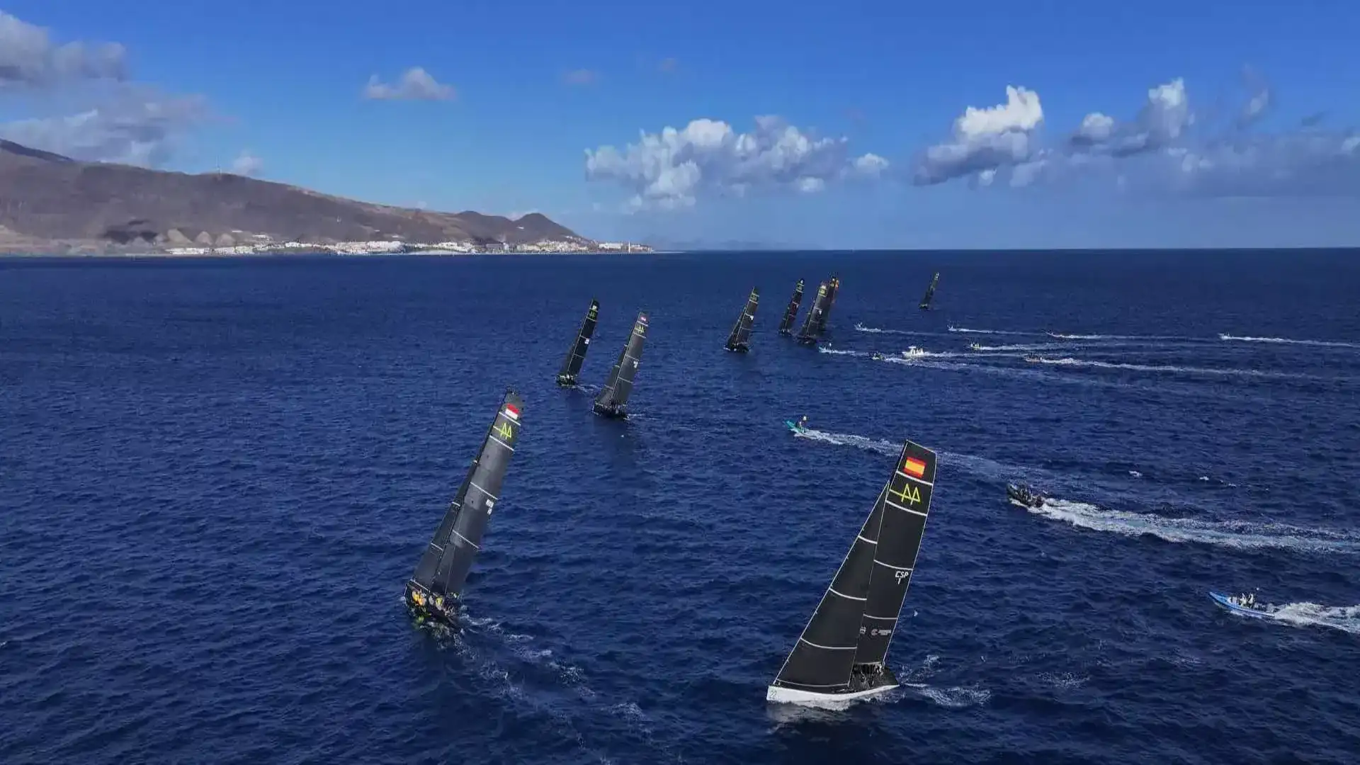 Le Lanzarote Calero Sailing Team clôture la saison au 44Cup Marina Jandia