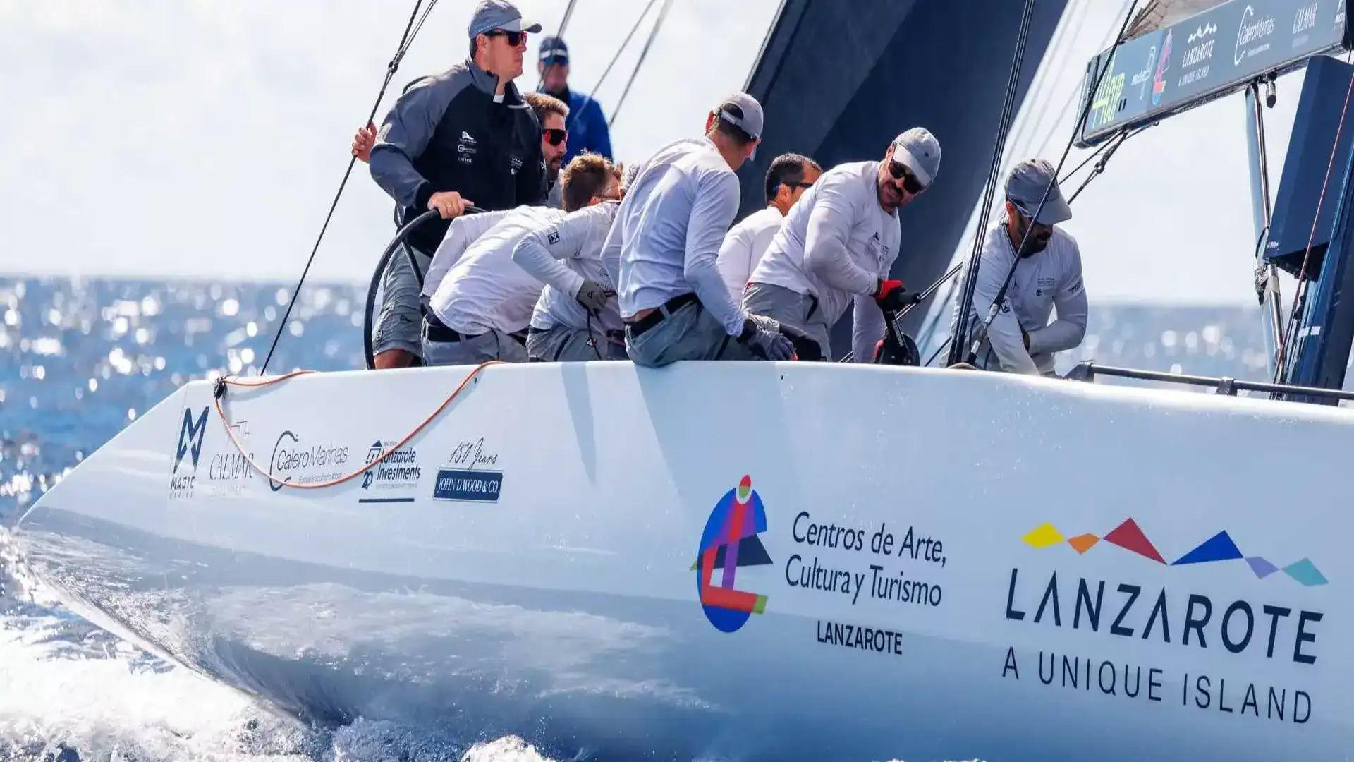 Problemi con il timone lasciare il team di vela Lanzarote Calero fuori gioco