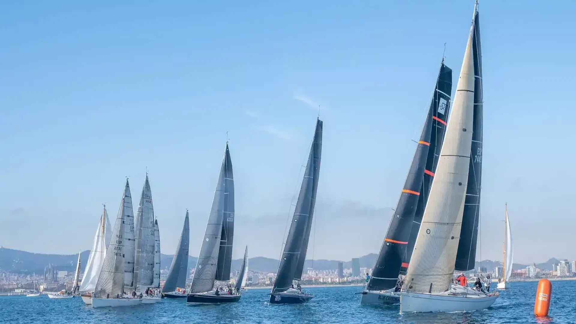 La Regata Barcelone 5 Clubs dans les eaux catalanes