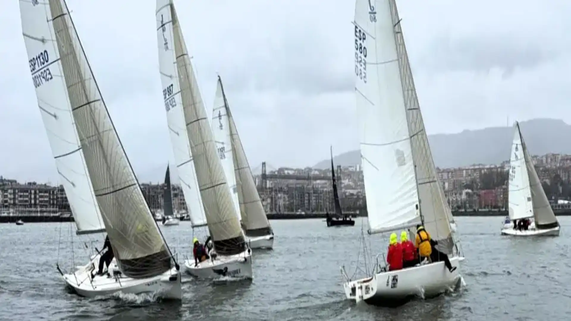 Trofeo sociale a Las Arenas: Alpega, Turi, Kohen e Mandovi leader