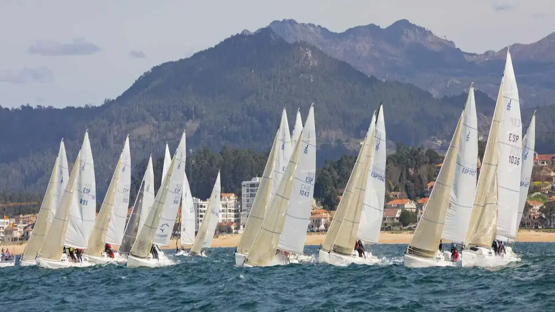 Liga de Inverno Baitra J80: as praças acima em um lenço