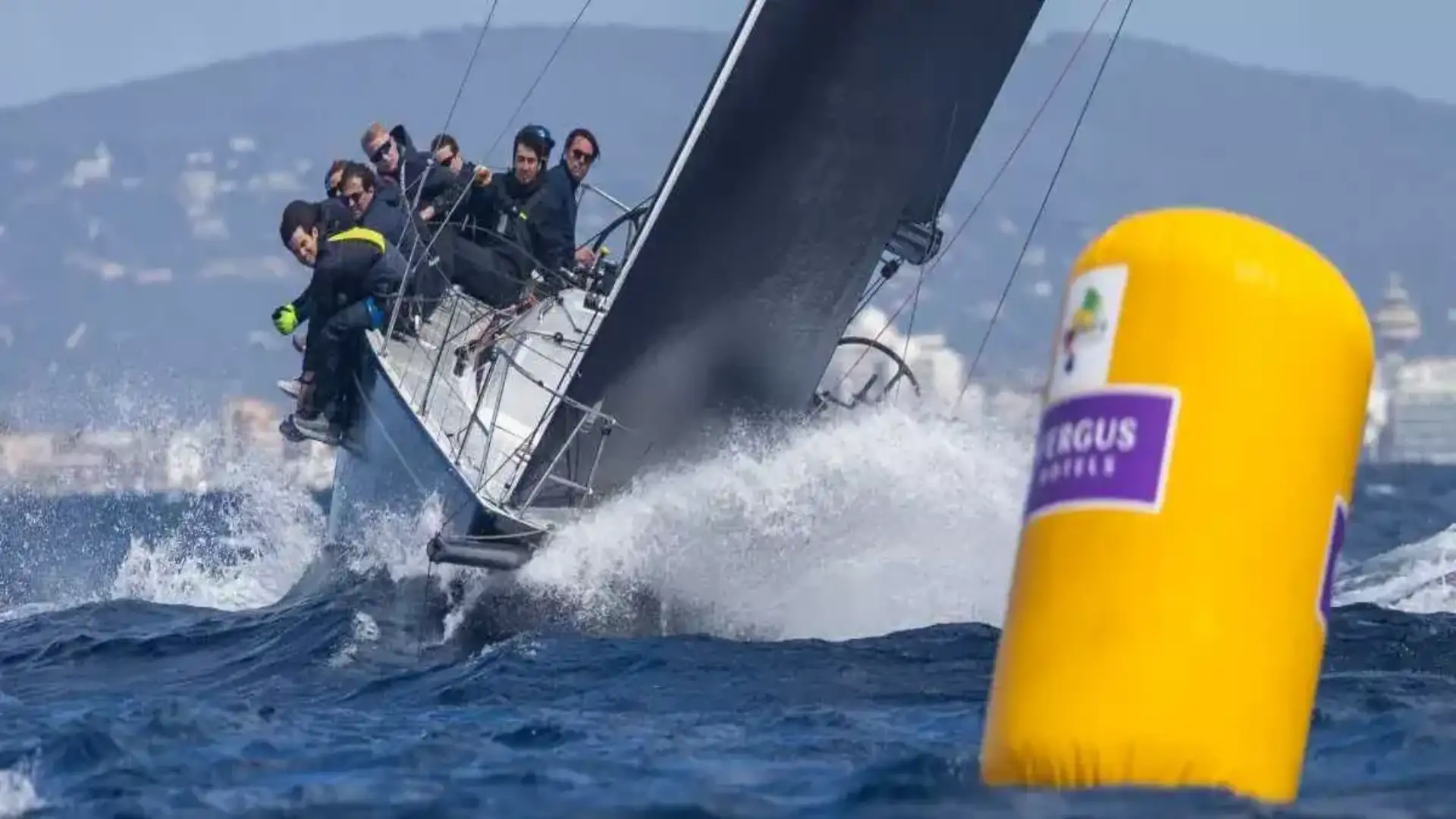 Viel Wind in Palma bei der Eröffnung des ORC von Sofia